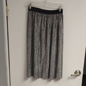 Joe B Black and Gray Midi Skirt
